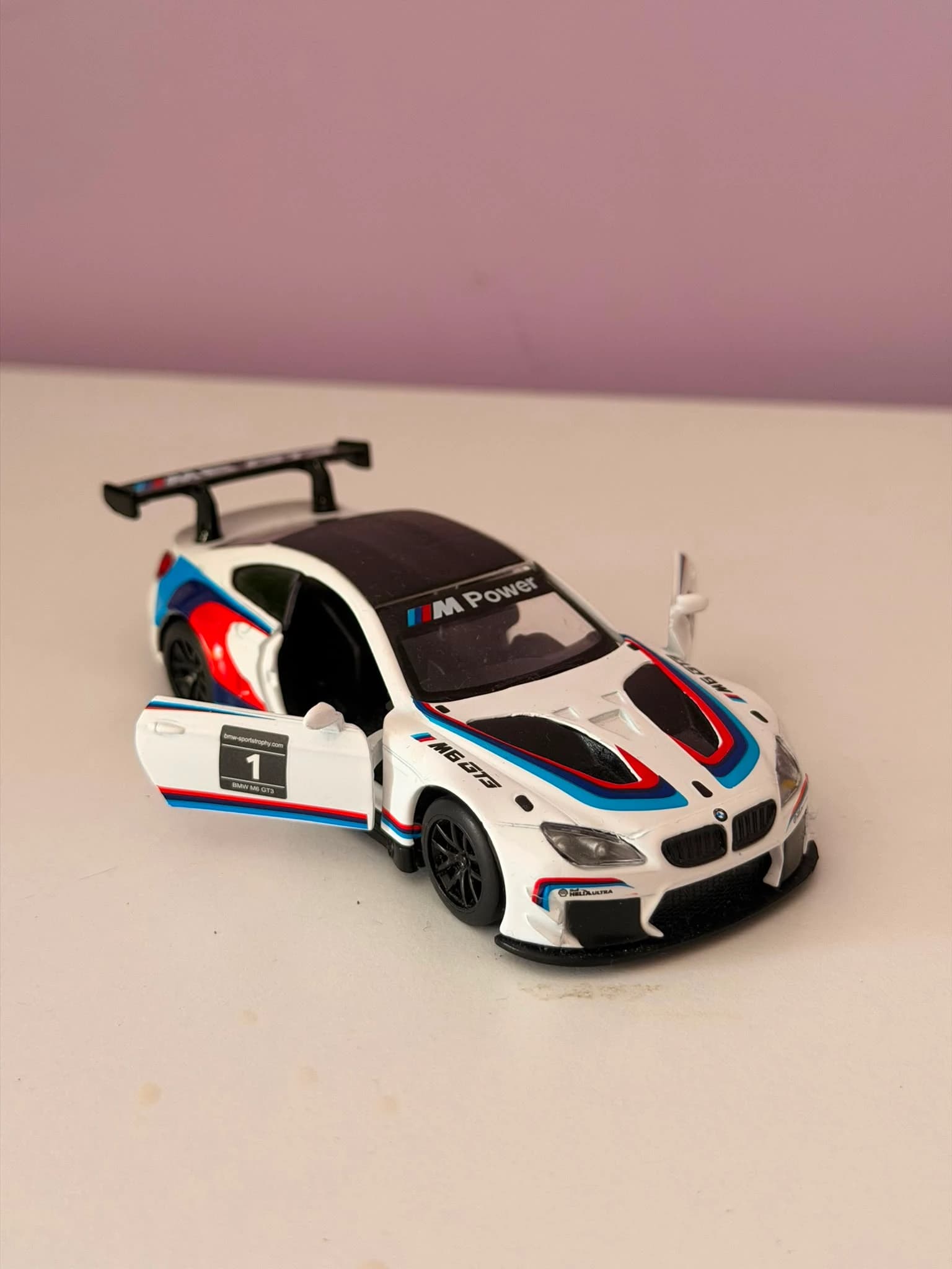 1/44 BMW M6 GT3 çek-bırak — fotoğraf 2