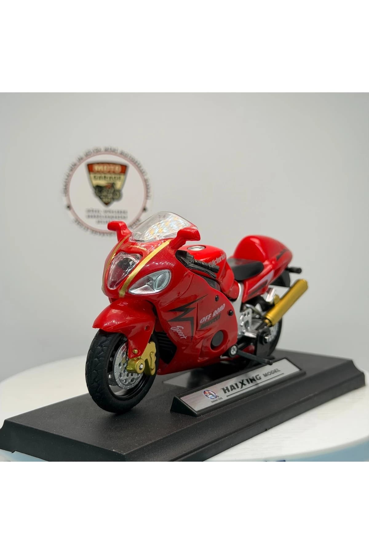 Alloy Model Kırmızı Yarış Motosikleti 1:18 Ölçek (12cm) Standlı Metal Diecast Oyuncak — fotoğraf 6