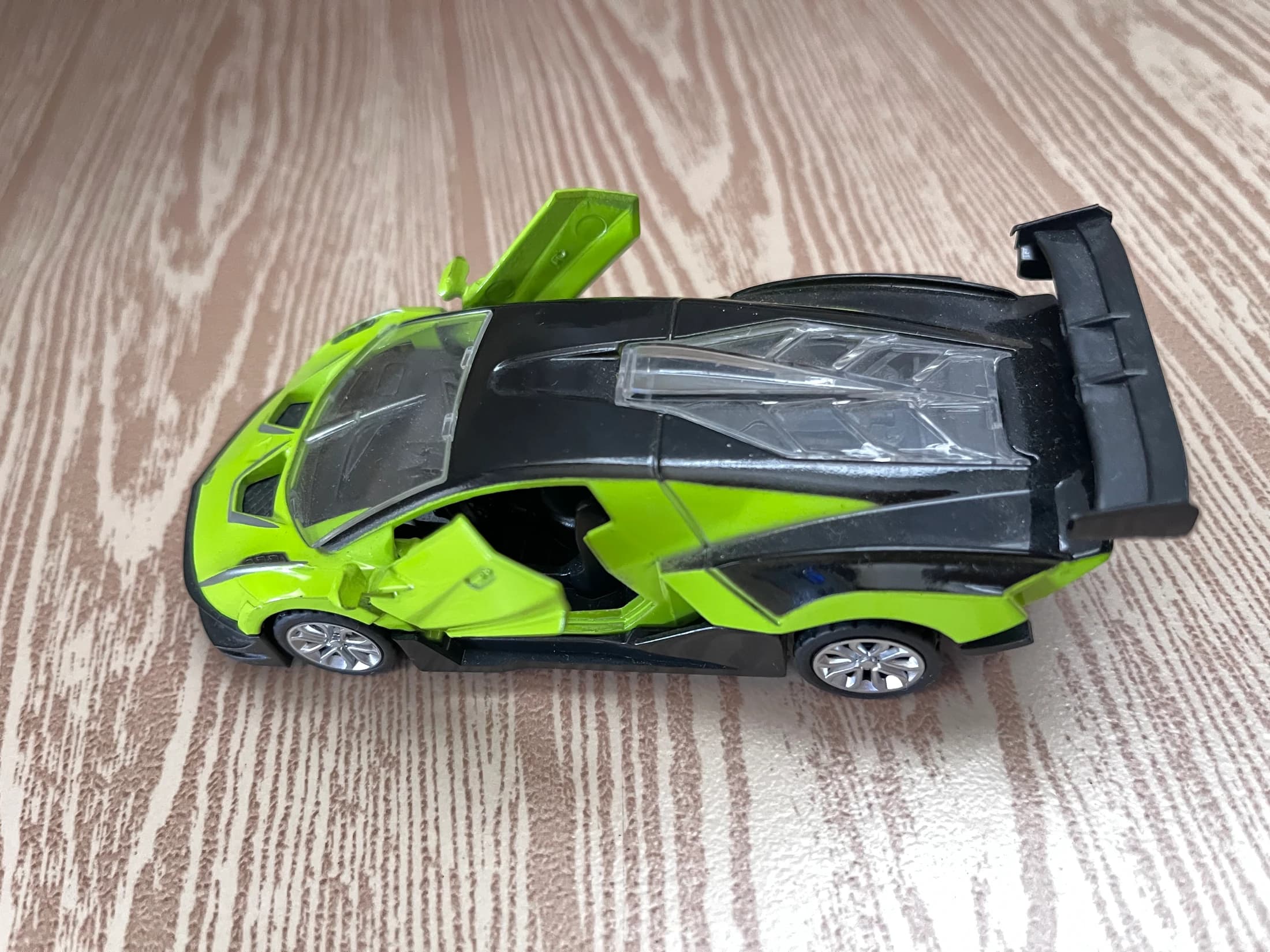 Lamborghini essenza scv12 — fotoğraf 2