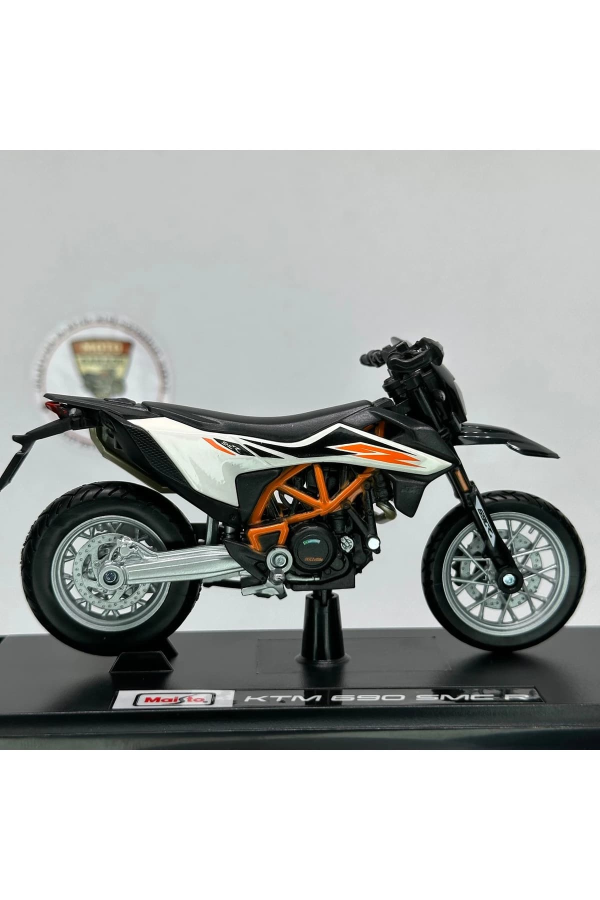 KTM 690 SMC R 1:18 Diecast Maket Motor – Metal Model Motosiklet — fotoğraf 2