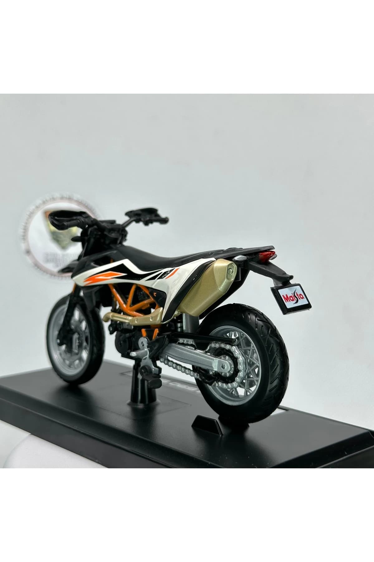 KTM 690 SMC R 1:18 Diecast Maket Motor – Metal Model Motosiklet — fotoğraf 4