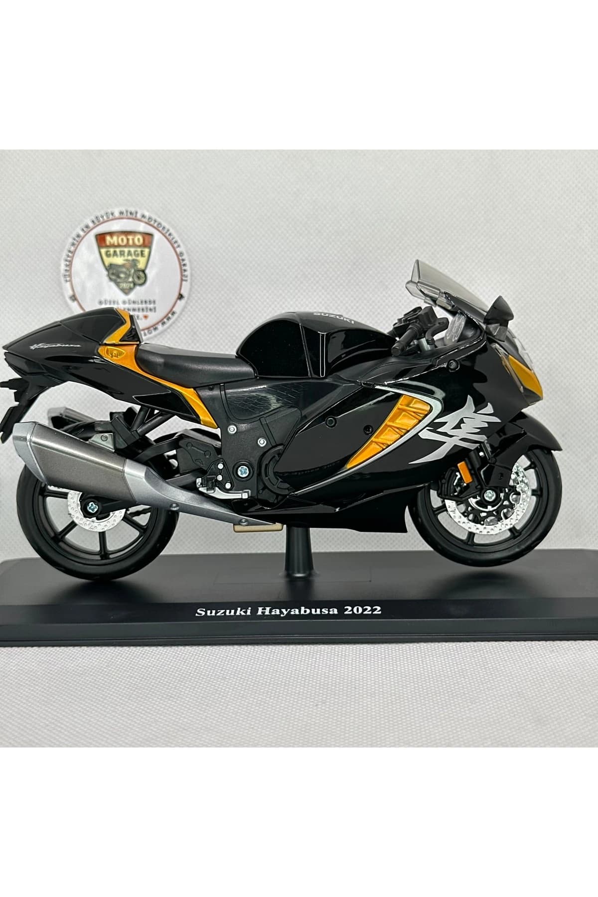 Suzuki Hayabusa 2022 1:12 Stantsız Diecast Maket Motor — fotoğraf 2