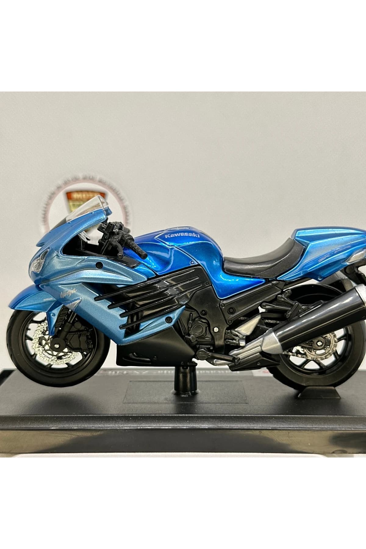 Kawasaki Ninja ZX-14R 1:18 Diecast Metal Model Motosiklet – Maisto Mavi — fotoğraf 6