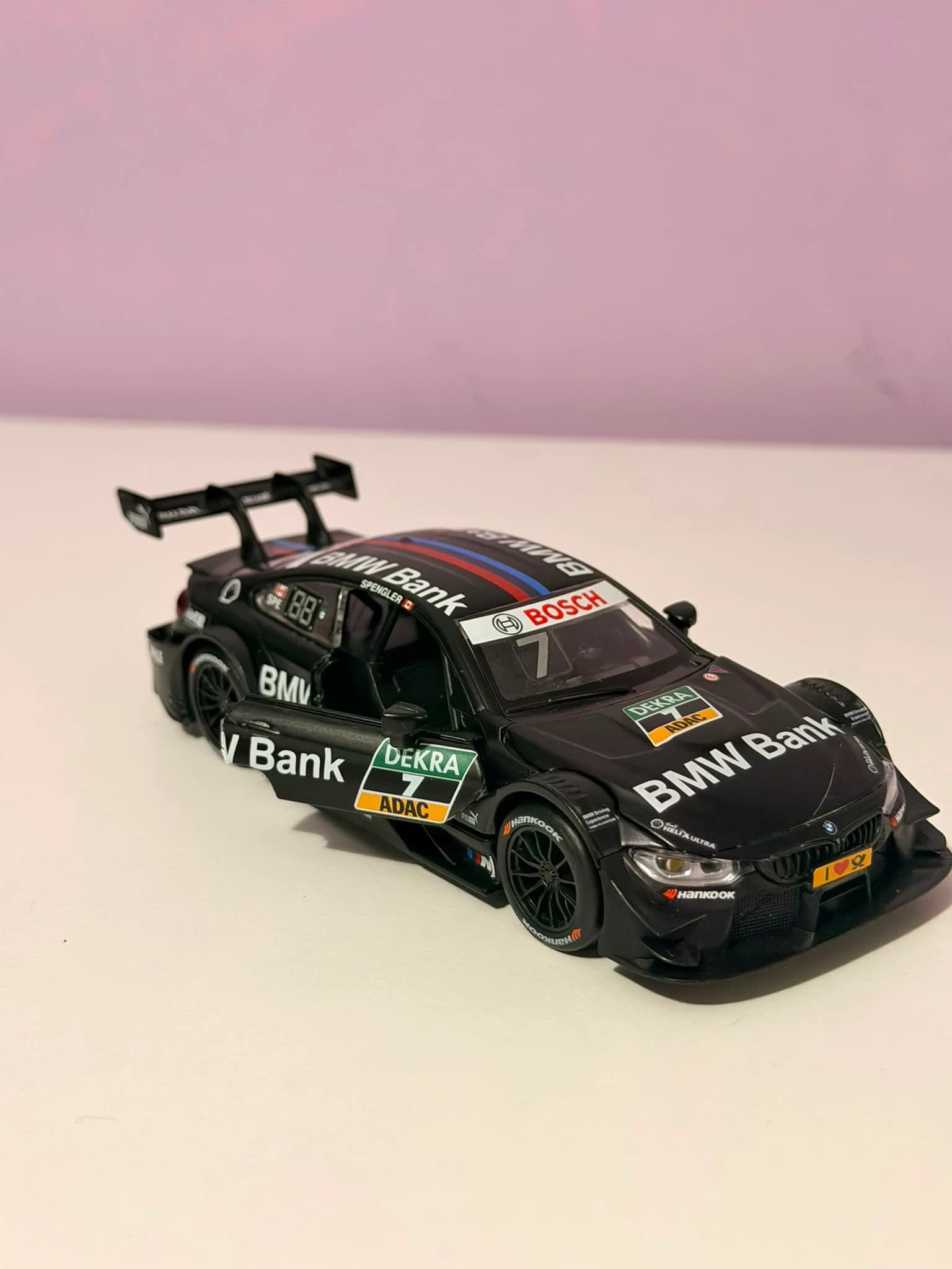 1/32 BMW M4 DTM SIFIR