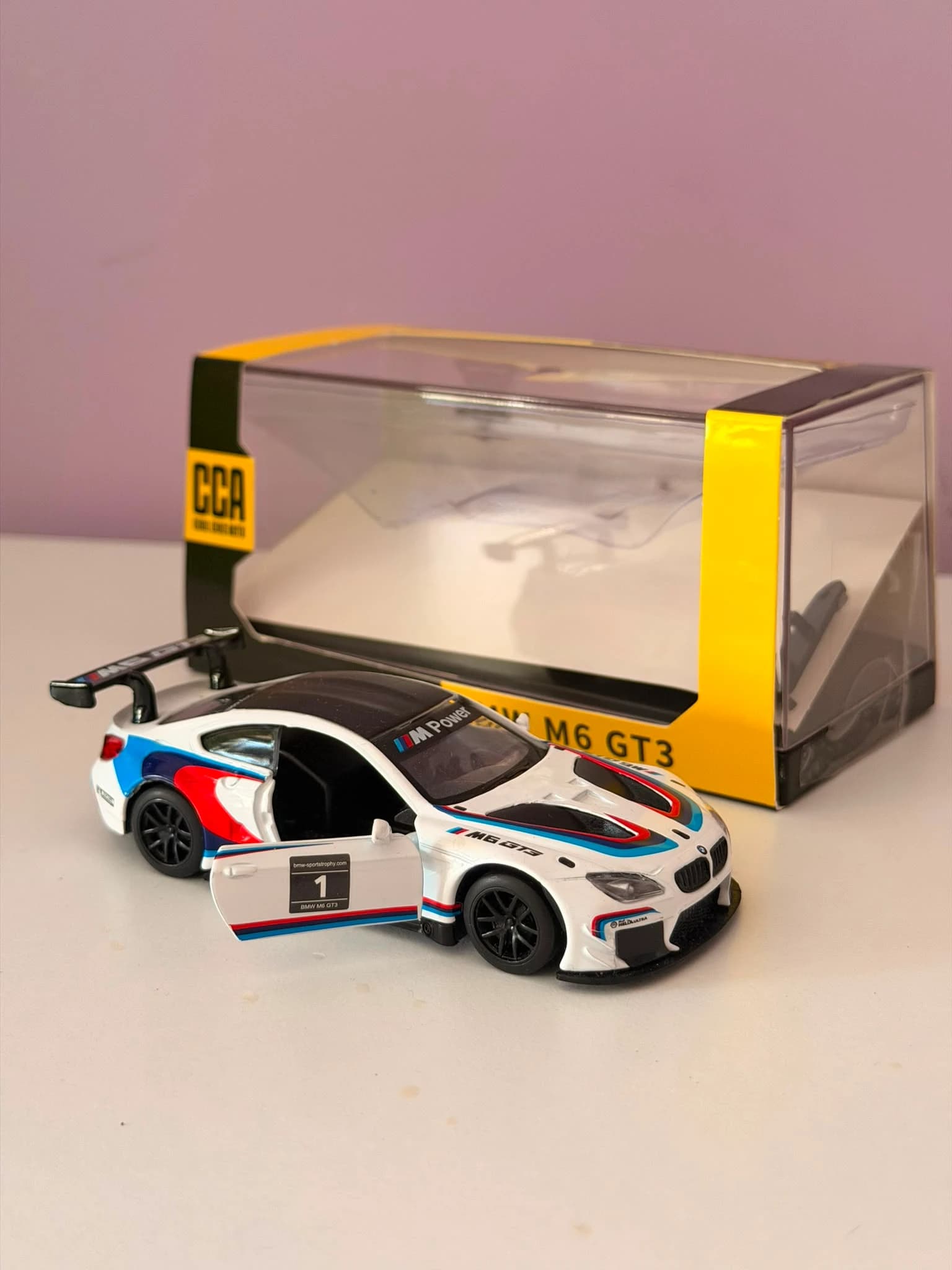 1/44 BMW M6 GT3 çek-bırak